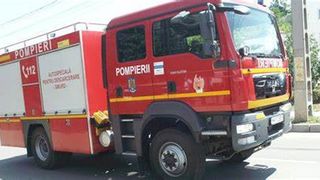 Un pompier a fost arestat după ce ar fi incendiat o casă