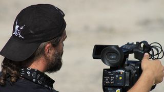 Situație șocantă: Mai mulți copii români, folosiți de un regizor austriac într- un film despre pedofilie