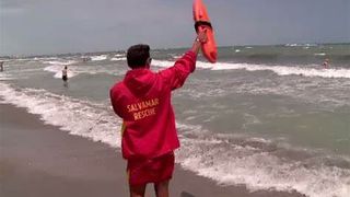 Un bărbat a fost găsit înecat în zona plajei Modern