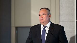 Guvernul discută azi măsurile prin care românii vor face economie de energie