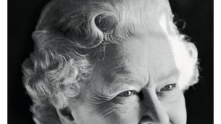 regina angliei a murit