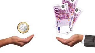 Curs valutar BNR azi, 12 septembrie 2022. Cum evoluează euro şi dolarul?