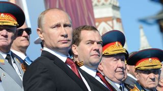 Dmitri Medvedev: "Rusia va cere capitularea totală a Kievului"