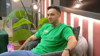 Alin devine ținta glumelor în Casa Iubirii: „Ai venit cu pantalonii de plajă?”