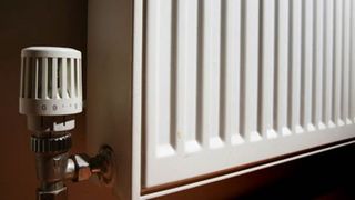 Când se dă drumul la căldură în această toamnă? Regulamentul legal