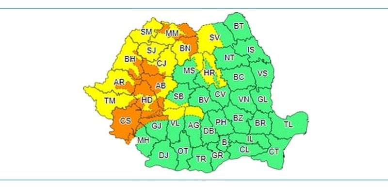 Avertizare METEO: Cod galben și portocaliu de ploi abundente. HARTA cu județele afectate!