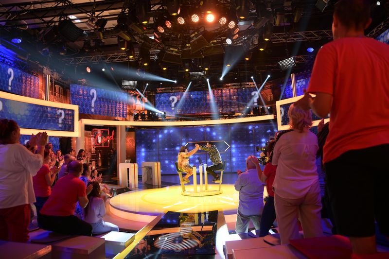 O pensionară a câștigat 21.000 de lei la “Tu urmezi!” 