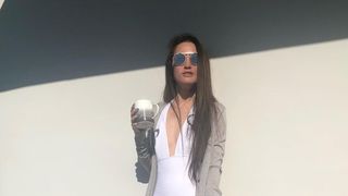 Vera Wang are un trup de invidiat la cei 73 de ani ai săi! Care este secretul unui abdomen perfect și care este dieta pe care o urmează creatoarea de modă