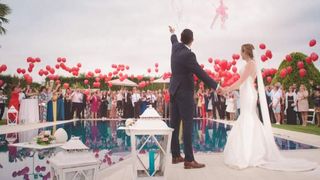 O mireasă a fost înjunghiată la nuntă. Invitatul l-a atacat și pe socrul mic