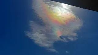 Imaginea zilei vine din București! Un fotograf a surprins un fenomen optic superb chiar deasupra Capitalei