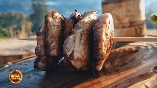 Cotlete de porc cu sos cremos de ciuperci