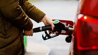 Un tânăr din Brașov a alimentat și a plecat fără să plătească. Brașoveanul a recurs la această metodă timp de mai multe luni