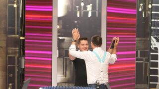 selly tu urmezi dan negru