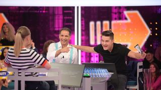 selly dan negru tu urmezi