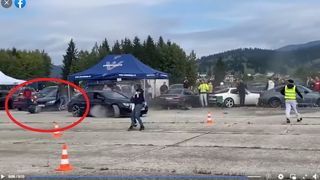 VIDEO | Spectator în scaun cu rotile, aruncat mai mulți metri prin aer de o mașină de la raliul din Vatra Dornei