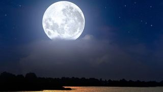 Astrologie octombrie 2022. Când e luna plină și luna nouă