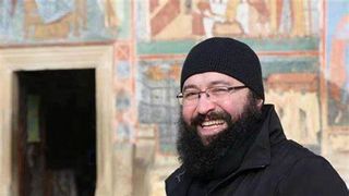 Confesiunile unei alte enoriașe: femeia povestește clipele de groază prin care a trecut alături de părintele Visarion Alexa