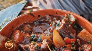 gulaș de vită &icirc;n stil unguresc