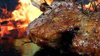 Cum se gatesc corect coastele de porc. Trei idei pentru marinarea lor