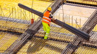 Ce salariu are un român care muncește pe șantier în Marea Britanie. Suma este fabuloasă