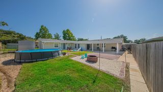 VIDEO- UPDATE: Dublă tragedie &icirc;n D&acirc;mbovița: un copil de patru ani s-a &icirc;necat &icirc;n piscina din curtea casei. Mama s-a sp&acirc;nzurat &icirc;n urma șocului