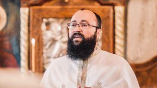 Noi detalii în cazul preotului Visarion Alexa. Ce au găsit anchetatorii în telefonul lui