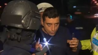 George Simion, probleme cu legea. El a fost reținut după ce a condus cu permisul suspendat