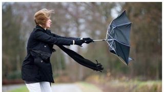 Meteorologii au emis Cod galben de vânt puternic