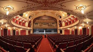 2022, un an dureros. Ce personalități și artiști români au murit anul acesta