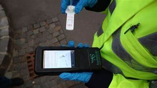 Un șofer drogat a ajuns să nu mai distingă culorile semaforului