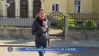 Profesoară &icirc;mbr&acirc;ncită de o elevă