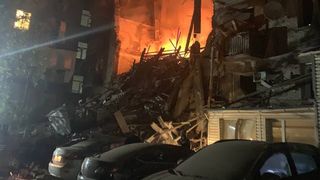 Atac devastator al Rusiei în Zaporojie. Mai multe clădiri rezidențiale, distruse de rachete