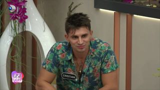 Cristian este noul concurent &rdquo;Casa Iubirii&rdquo;. Cu ce cadou le-a impresionat pe fete 