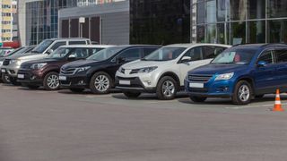 Sume colosale pentru un loc de parcare în Capitală. Cât plătesc bucureștenii pentru un loc de parcare