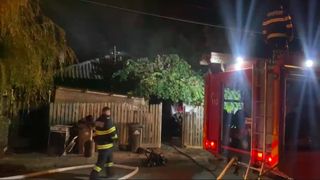 Un tânăr de 31 de ani din Eforie Nord a murit după ce a încercat să salveze oamenii dintr-o casă în flăcări