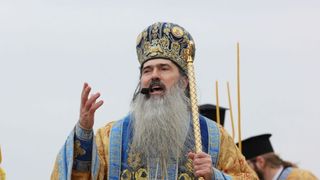 Arhiepiscopul Tomisului, primele declarații după incendiul produs la Palatul Arhiepiscopal. „A ars ce a ars material, nu a fost rănit niciun om, aceasta este important”