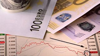 Curs valutar BNR azi, 17 octombrie 2022. La ce valoare a ajuns moneda euro?