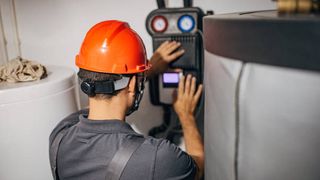 Bucureștenii rămân și fără curent electric! Zonele din Capitală și din Ilfov unde electricitatea va fi oprită în următoarele cinci zile