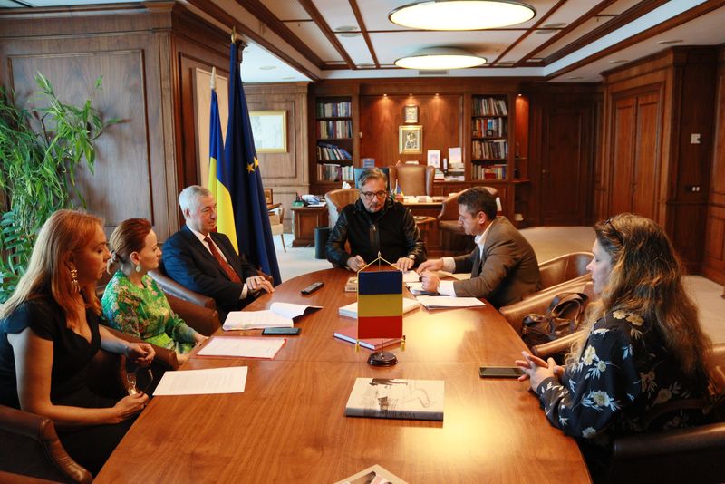 Moment istoric pentru România! Două monede de aur rare au ajuns în posesia în patrimoniul național al Ministerului Culturii