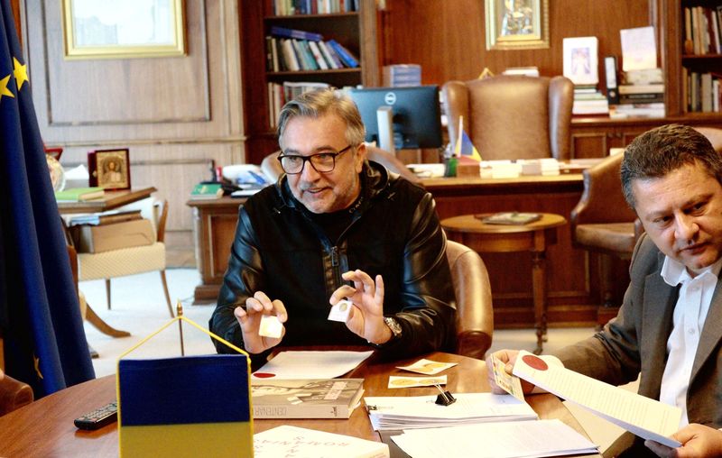 Moment istoric pentru România! Două monede de aur rare au ajuns în posesia în patrimoniul național al Ministerului Culturii