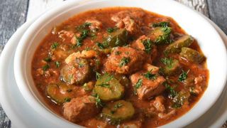 Mâncare de castraveți murați: O rețetă inedită pentru această perioadă