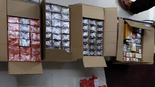 O cantitate uriașă de petarde a fost confiscată din locuința unui bărbat