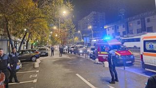 O femeie de 35 de ani a căzut de la etajul 10, în Capitală. Avea un copil de 13 ani