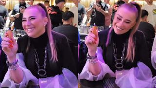 Anamaria Prodan, petrecere alături de prietenii săi: dedicațiile au ”curs” toată noaptea