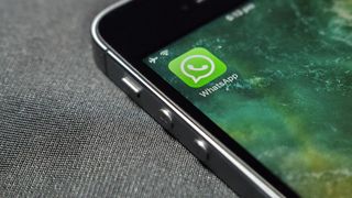 Whatsapp a picat! Utilizatorii nu pot trimite mesaje