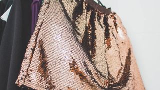 5 tipuri de fuste de purtat in videochat