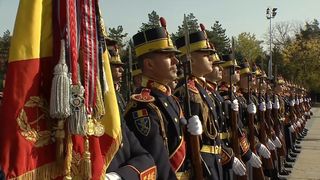 Mesajul lui Klaus Iohannis de Ziua Armatei Române. „Este vital să investim în propriile noastre forţe de apărare”