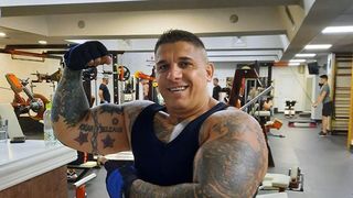 Una din fetele lui Adrian Corduneanu, cel mai temut interlop din Moldova, a fost atacată în Iași