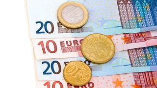 Curs valutar BNR azi, 27 octombrie 2022. Cât valorează moneda euro?