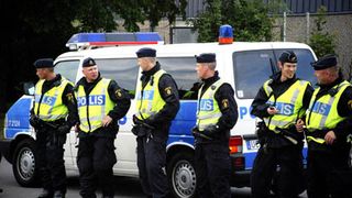 La un pas de tragie într-o cursă nebună. Un individ somat să oprească a fost la un pas de a fi carbonizat